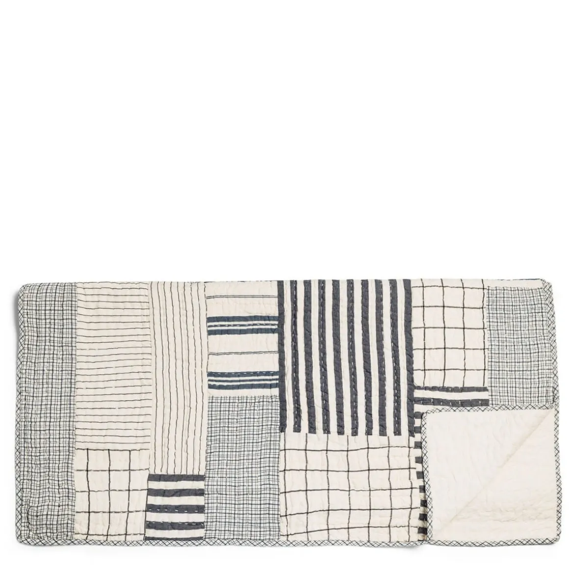 Patchwork Quilt Navy & White Small